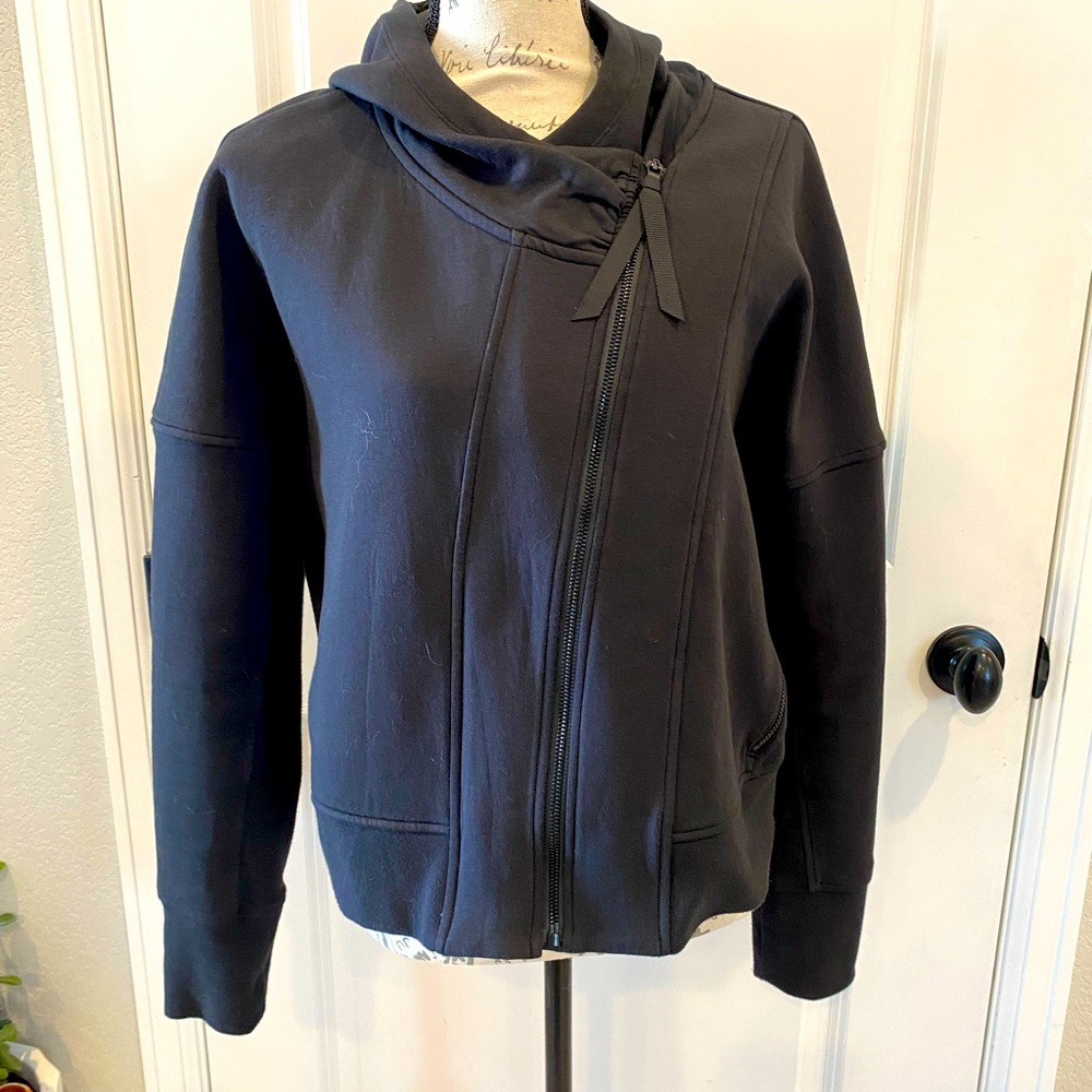 Gorgeous little Calia jacket - Picture 1 of 3